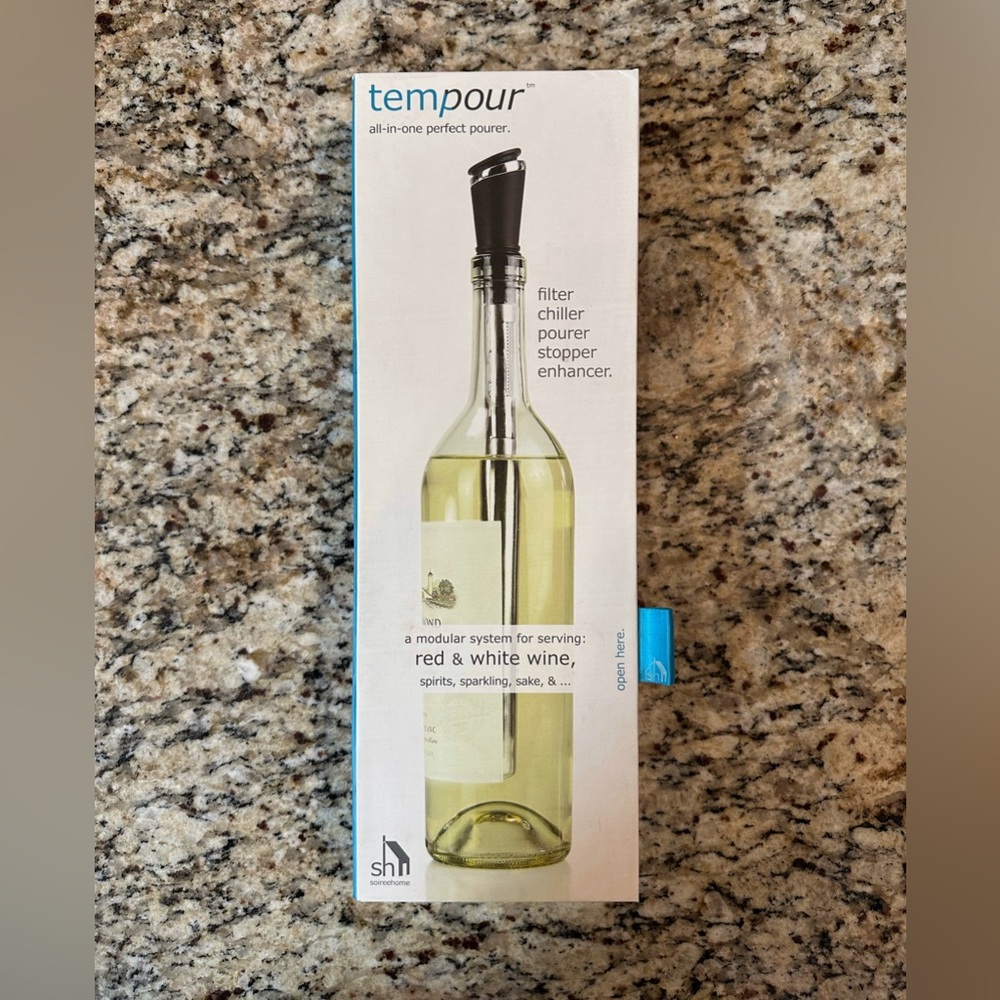 Wine Pourer, Filter, Aerator, and Stopper